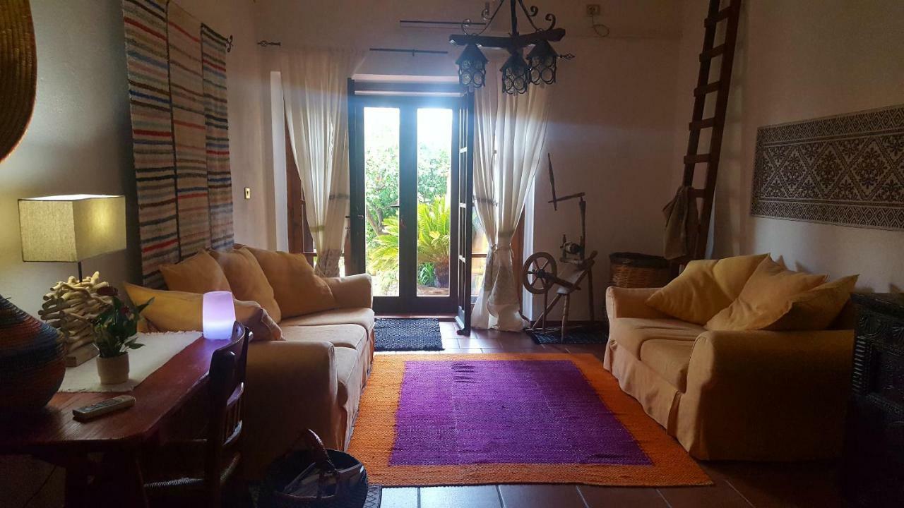Bed and Breakfast Su Carreri Armungia Exterior foto